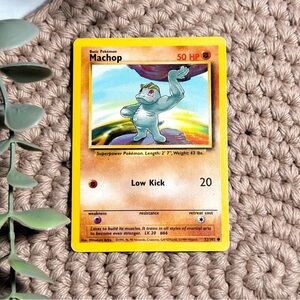 POKEMON ⋆ Machop 52/102